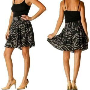 Banana Republic Women's Black & Tan Sequin Print Silk Mini Skirt Size 8